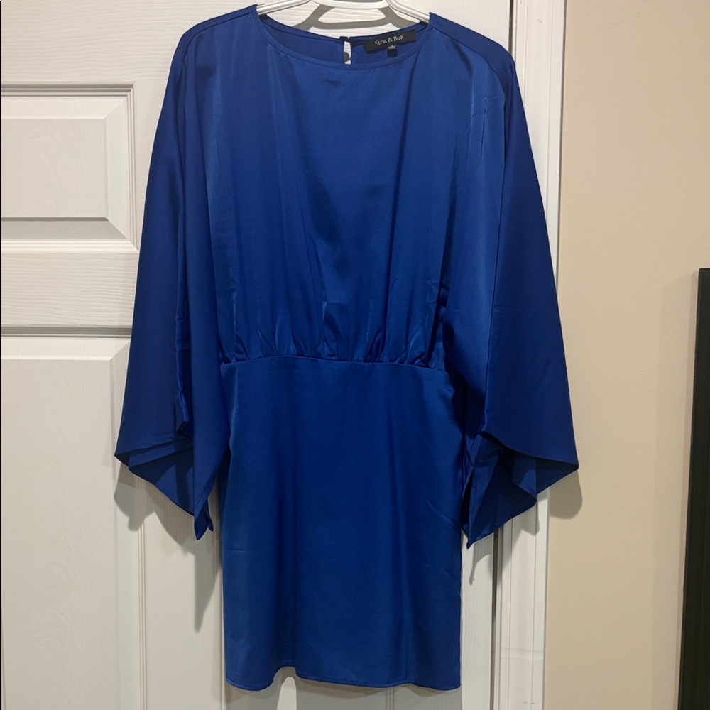 Elegant Strut & Bolt Blue Kimono Sleeve Dress Size Small